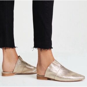 Free People Sienna Metallic Ruffle Leather Slip On Mule Flat Sz 39.5 US 9.5 Gold